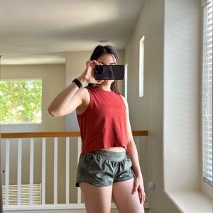 Lululemon Crop Tank Rust Size 4